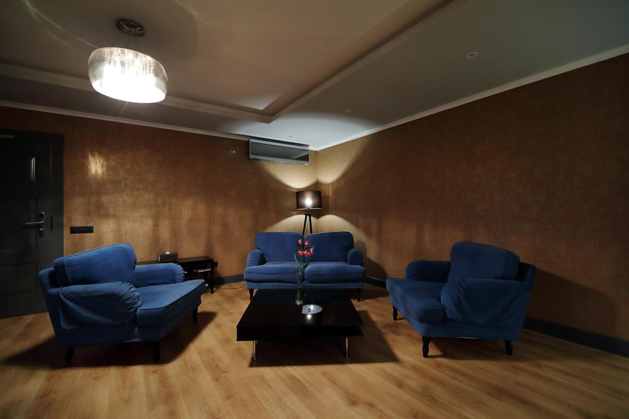 Hotel Zlaty Klucik - Golden Key With Luxury Spa Nitra Exteriör bild